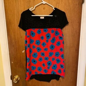 Short sleeve mixed fabric blouse